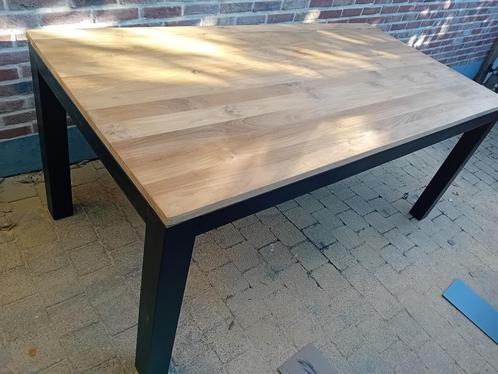 eetkamertafel massief hout + 4 nieuwe stoelen, Maison & Meubles, Chaises, Neuf, Quatre, Bois, Noir, Enlèvement