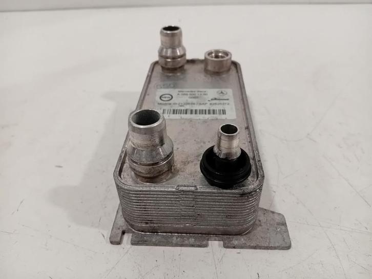 OLIEKOELER Mercedes-Benz E (W213) (A0995001300), Auto-onderdelen, Airco en Verwarming, Mercedes-Benz, Gebruikt