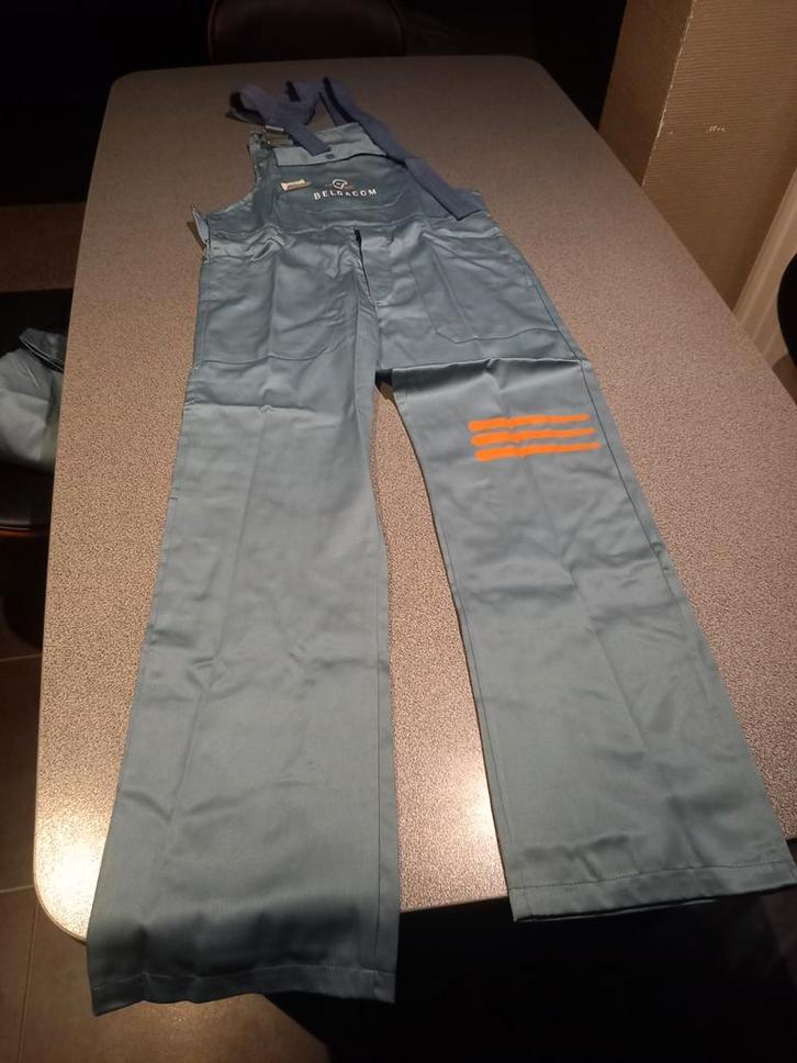 Kleren Belgacom. Nieuw, Verzamelen, Kleding en Patronen, Nieuw, Overige typen, Ophalen of Verzenden