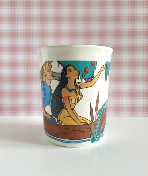Tasse Pocahontas Emsa, Verzamelen, Disney, Gebruikt, Servies, Pocahontas of Kl. Zeemeermin, Ophalen of Verzenden