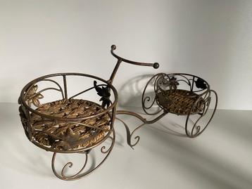 Beau support pour 2 pots de plantes en forme de Tricycle, 40 à 70 cm, Intérieur, Comme neuf, Enlèvement