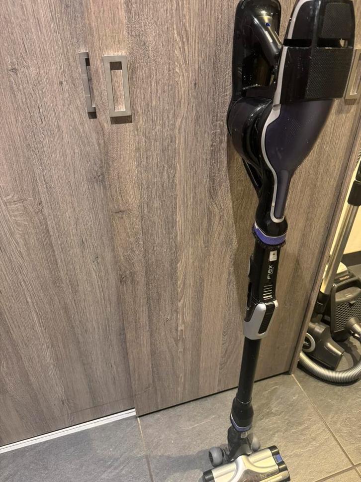 Rowenta air force flex draadloze stofzuiger, Elektronische apparatuur, Stofzuigers, Gebruikt, Ophalen