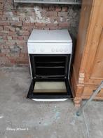 Fornuis op gas. Elektrische oven. Gebruikt., 4 kookzones, Vrijstaand, Gebruikt, 45 tot 60 cm