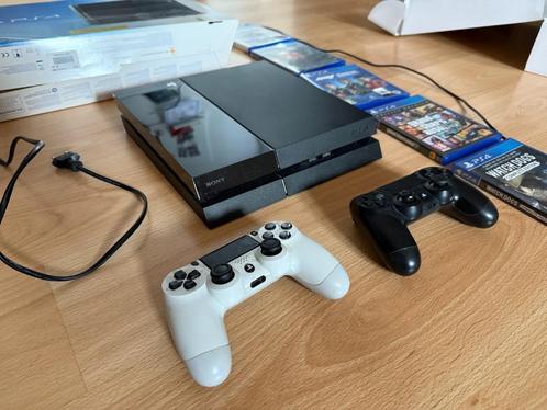 PS4 parfait Etat 500 G avec volant, Games en Spelcomputers, Spelcomputers | Sony PlayStation 4, Gebruikt, Original, 500 GB, Met 2 controllers