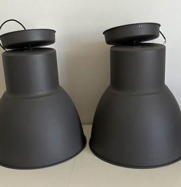 2 grote IKEA hanglampen – €5 voor beide beschikbaar voor biedingen