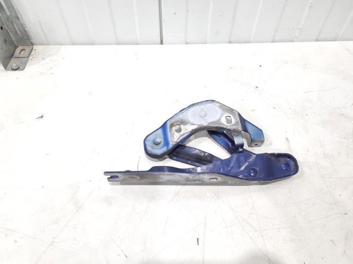 Motorkap Scharnier van een Audi A1, Auto-onderdelen, Overige Auto-onderdelen, Audi, Gebruikt, 3 maanden garantie, Ophalen of Verzenden