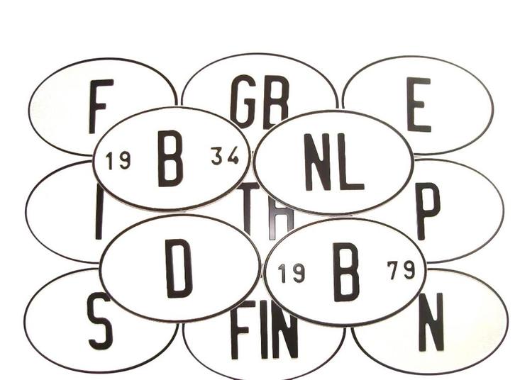 Ovale plaat van gestempeld aluminium - Vintage Country Code, Auto diversen, Overige Auto diversen, Ophalen of Verzenden