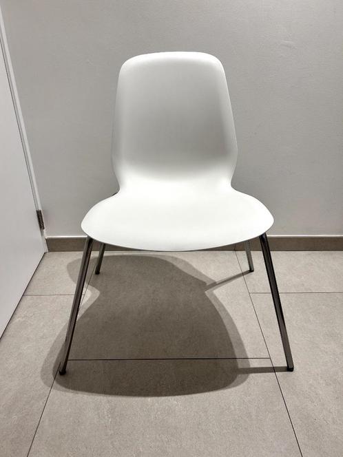 3 witte IKEA-stoelen (Lidås), Maison & Meubles, Chaises, Comme neuf, Trois, Synthétique, Métal, Blanc, Enlèvement