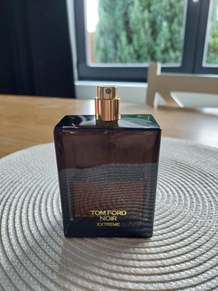 Eau de Parfum voor Dames 100ml -Black Extreme-, Handtassen en Accessoires, Uiterlijk | Parfum, Gebruikt, Ophalen