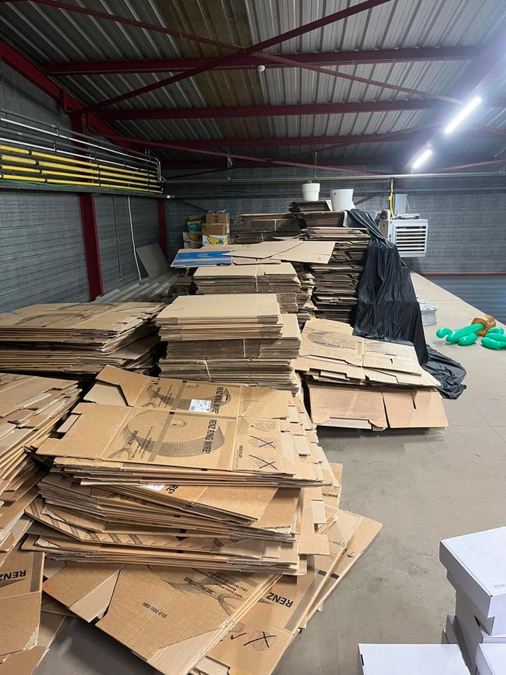 Grote voorraad verhuisdozen - €0.30 / stuk, Doe-het-zelf en Bouw, Hout en Planken, Zo goed als nieuw, Ophalen