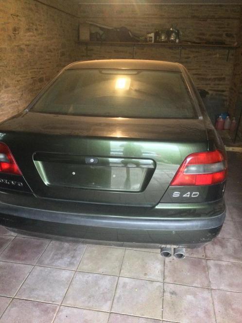 Volvo s40 bouwjaar 1996(bijna oldtimer), Auto's, Volvo, Particulier, S40, ABS, Benzine, 5 deurs, Automaat, Groen, Ophalen