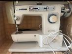 Vintage naaimachine Victoria, Antiek en Kunst, Antiek | Naaimachines, Ophalen of Verzenden