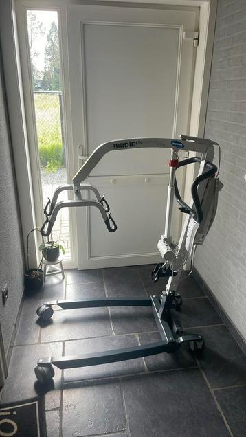 Invacare Birdie EVO compact tillift, ijzeren verpleegster beschikbaar voor biedingen