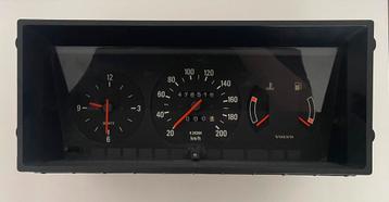 Volvo 240 instrumentcluster (1992) beschikbaar voor biedingen