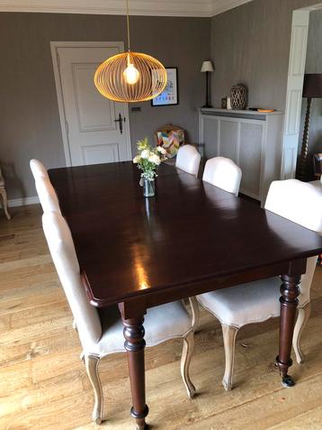 Flament eettafel uitschuifbaar op wieltjes beschikbaar voor biedingen