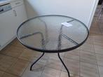 Glazen ronde tafel, Ophalen
