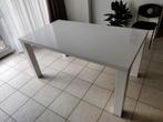 Eettafel in hoogglans wit. Afmetingen: L 1m60 B 90cm, Huis en Inrichting, Ophalen