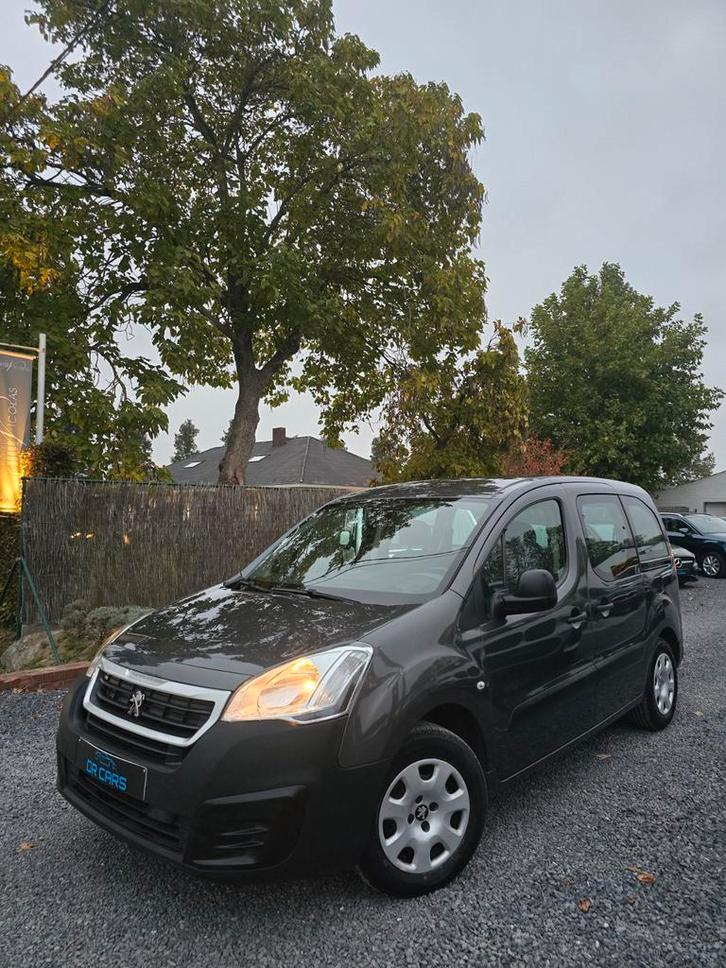 Peugeot Partner Tepee 5zit/Slechts 55.000km-Gekeurd-Garantie, Auto's, Peugeot, Bedrijf, Te koop, Partner, Airbags, Bluetooth, Centrale vergrendeling