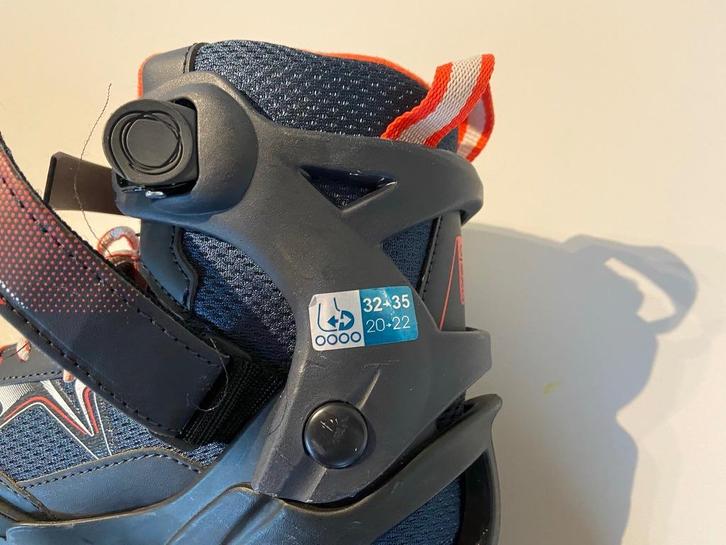 inline skates voor jongens. Maat verstelbaar 32 -> 35, Sports & Fitness, Patins à roulettes alignées, Utilisé, Rollers 4 roues en ligne