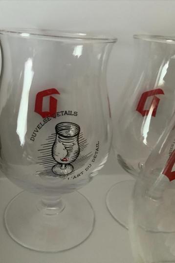 Vier glazen Duvel  beschikbaar voor biedingen