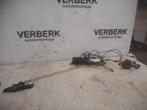 CABRIODAK MOTOR links Ford Focus 2 C+C (01-2006/09-2010), Gebruikt, Ford