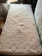 Twee matrassen van Swiss Sleep - 1000 Visco, Huis en Inrichting, Ophalen, 90 cm, Eenpersoons, Zo goed als nieuw