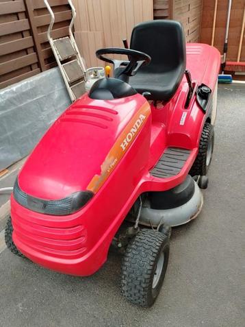 Honda V-twin 2415 zitmaaier, Tuin en Terras, Ophalen