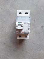 Legrand differentieelschakelaar, Ophalen, Nieuw