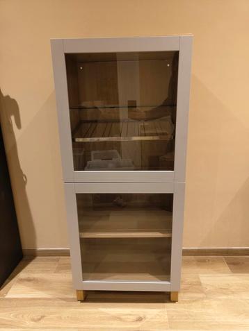 Vitrine Besta IKEA beschikbaar voor biedingen