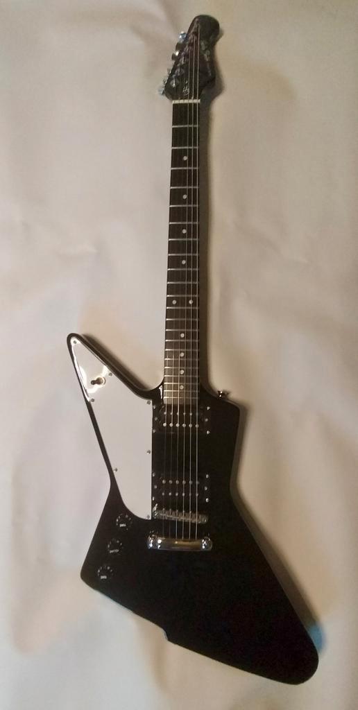 Harley Benton Extreme-76LH BK Classic Series + gigbag, Muziek en Instrumenten, Snaarinstrumenten | Gitaren | Elektrisch, Zo goed als nieuw