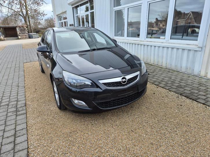 Opel Astra 1.7cdti Prêt à immatriculé, Autos, Opel, Particulier, Astra, Diesel, Euro 5, Hatchback, 5 portes, Boîte manuelle, Noir
