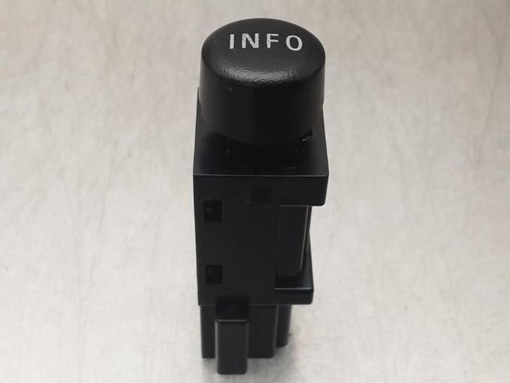 SCHAKELAAR Lancer Sports Sedan (CY / CZ) (|LANCER|), Auto-onderdelen, Dashboard en Schakelaars, Mitsubishi, Gebruikt