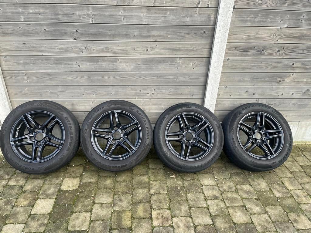 Zwarte 16 inch velgen steek 5 x 112, Auto-onderdelen, Banden en Velgen, Velg(en), Zomerbanden, 16 inch, Ophalen