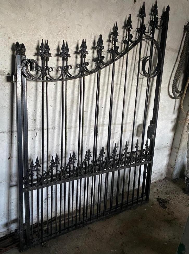 Poort, Tuin en Terras, Tuinpoorten, Zo goed als nieuw, Draaipoort, IJzer, 150 tot 200 cm, 200 cm of meer, Ophalen