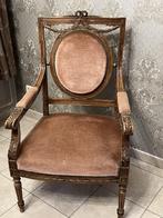 Antieke armstoel, Ophalen