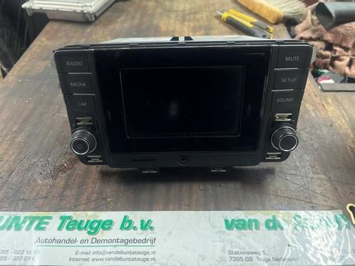 Radio CD Speler van een Volkswagen Polo, Auto-onderdelen, Elektronica en Kabels, Volkswagen, Gebruikt, 3 maanden garantie