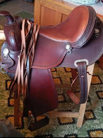 Western zadel round skirt full quarter 16" gel seat beschikbaar voor biedingen