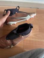 Voetbalschoenen maat 37,5, Sport en Fitness, Ophalen, Gebruikt, Schoenen