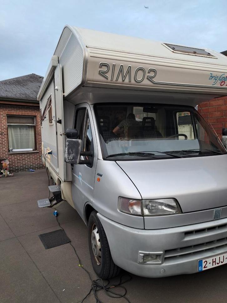 Zeer propere fiat alkoof mobilhome te koop, Caravans en Kamperen, Caravans, Particulier, Stapelbed, Douche, Fietsenrek, Koelkast