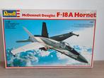 Revell 4561 - McDonnell Douglas F-18A Hornet (1/48), Hobby en Vrije tijd, Verzenden, Revell, Nieuw, Groter dan 1:72