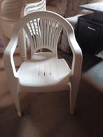 10 witte tuinstoelen, Ophalen, Gebruikt, Plastic, Stapelbaar