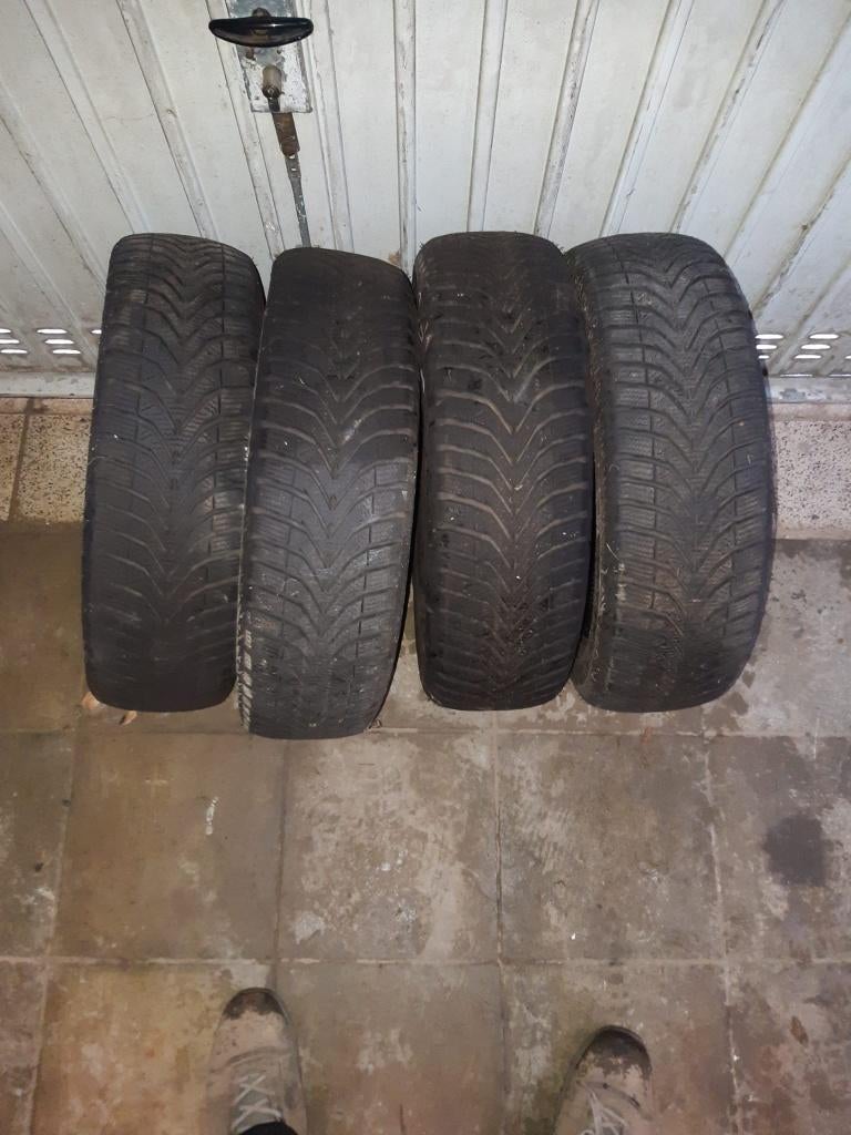 4 pneus hiver vredestein dimension 175/65R14, 14 pouces, Pneus hiver, 175 mm, Véhicule de tourisme