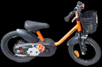 b twin 14inch kinderfiets met zijwieltjes beschikbaar voor biedingen