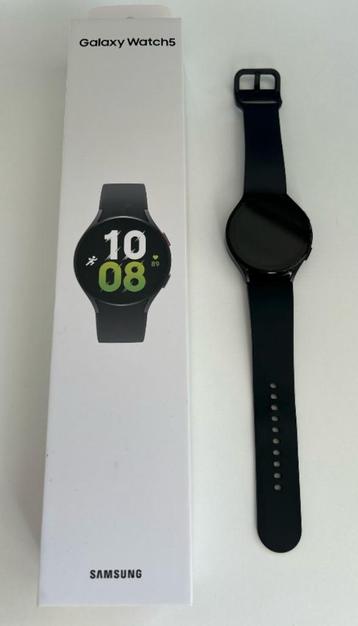 Samsung Galaxy Watch 5 LTE - 44mm beschikbaar voor biedingen