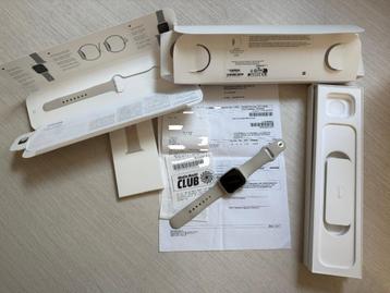 Apple watch Serie 8 41mm starlight (zilver) beschikbaar voor biedingen