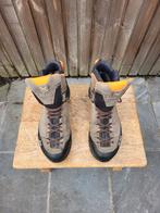 Salewa MTN trainer Gore tex grijs, Ophalen of Verzenden, Zo goed als nieuw, Schoenen