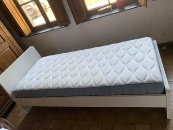 Lit blanc IKEA avec matelas pour une personne état Neuf, Enfants & Bébés, Enlèvement, Neuf, Matelas