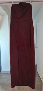 Belle robe de soirée asymétrique Boohoo Night taille 42, Vêtements | Femmes, Robe de gala, Taille 42/44 (L), Rouge, Enlèvement ou Envoi