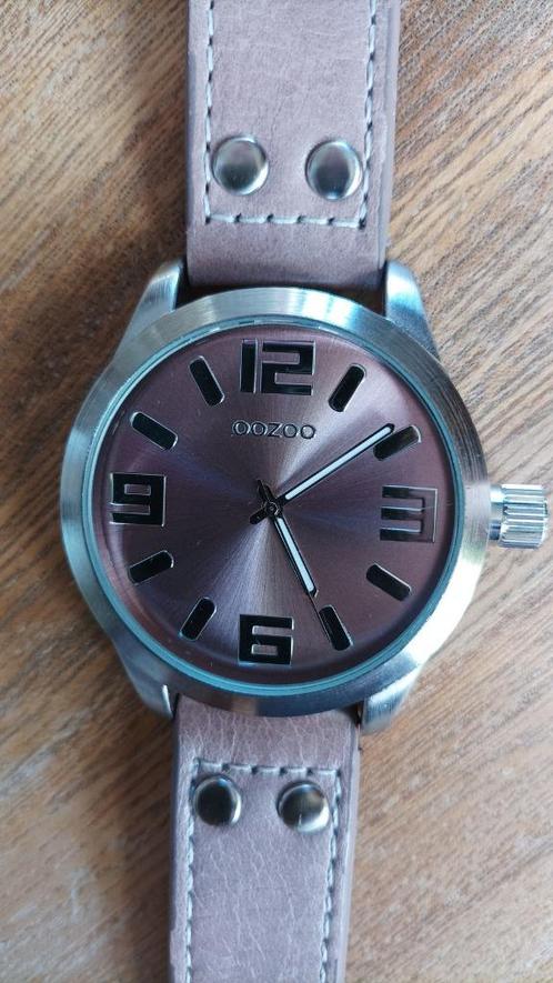 Montre Oozoo unisex, Handtassen en Accessoires, Horloges | Heren, Zo goed als nieuw, Polshorloge, Overige merken, Staal, Leer