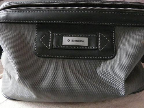 Samsonite ruime  toilettas voor heren nog in mooie staat, Handtassen en Accessoires, Toilettassen, Gebruikt, Heer, Bruin, Ophalen